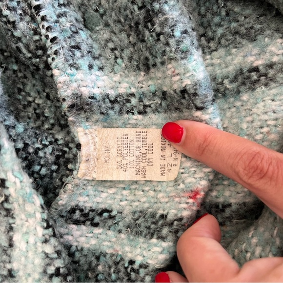 Men's Striped Drug Rug/Baja hoodie - Picture 2 of 2